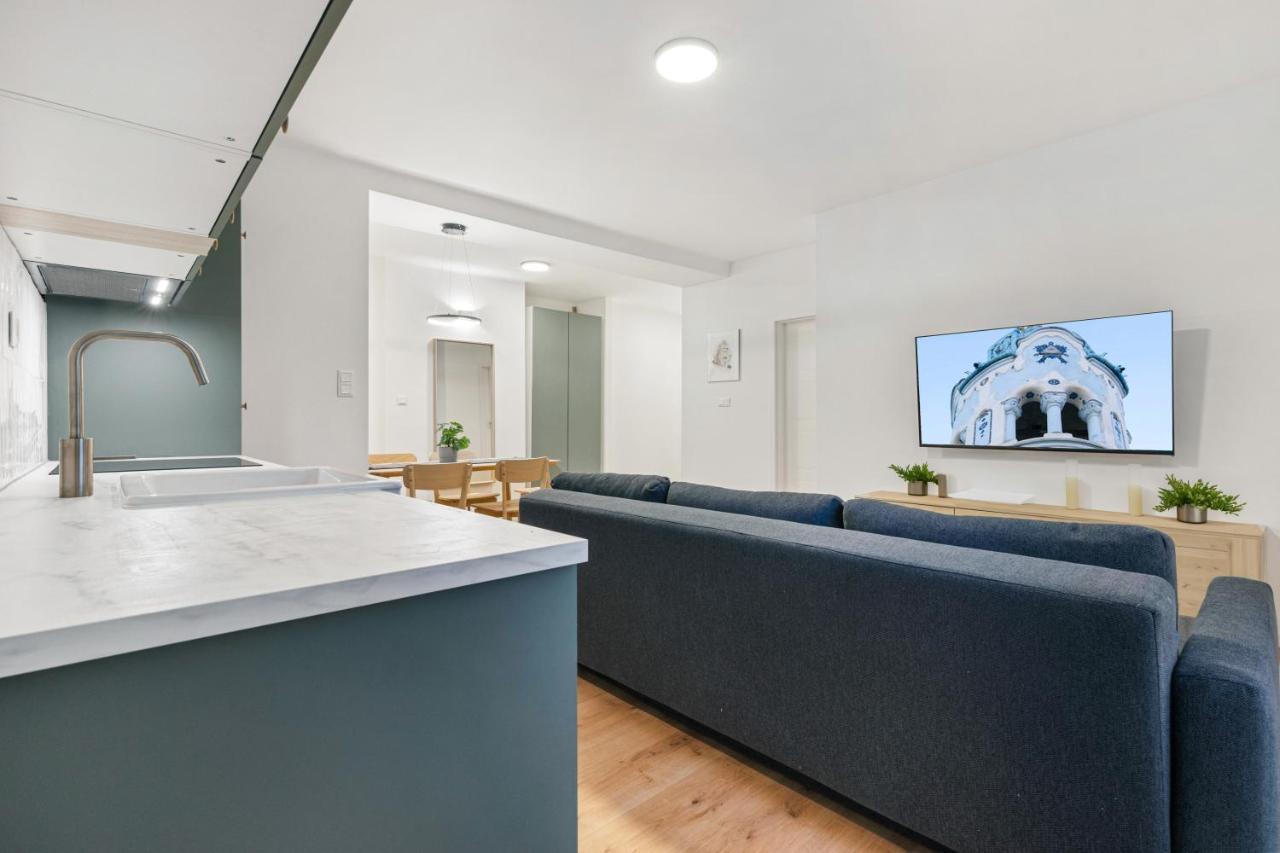 Bratislava Touch 2 Bedroom Apt Экстерьер фото