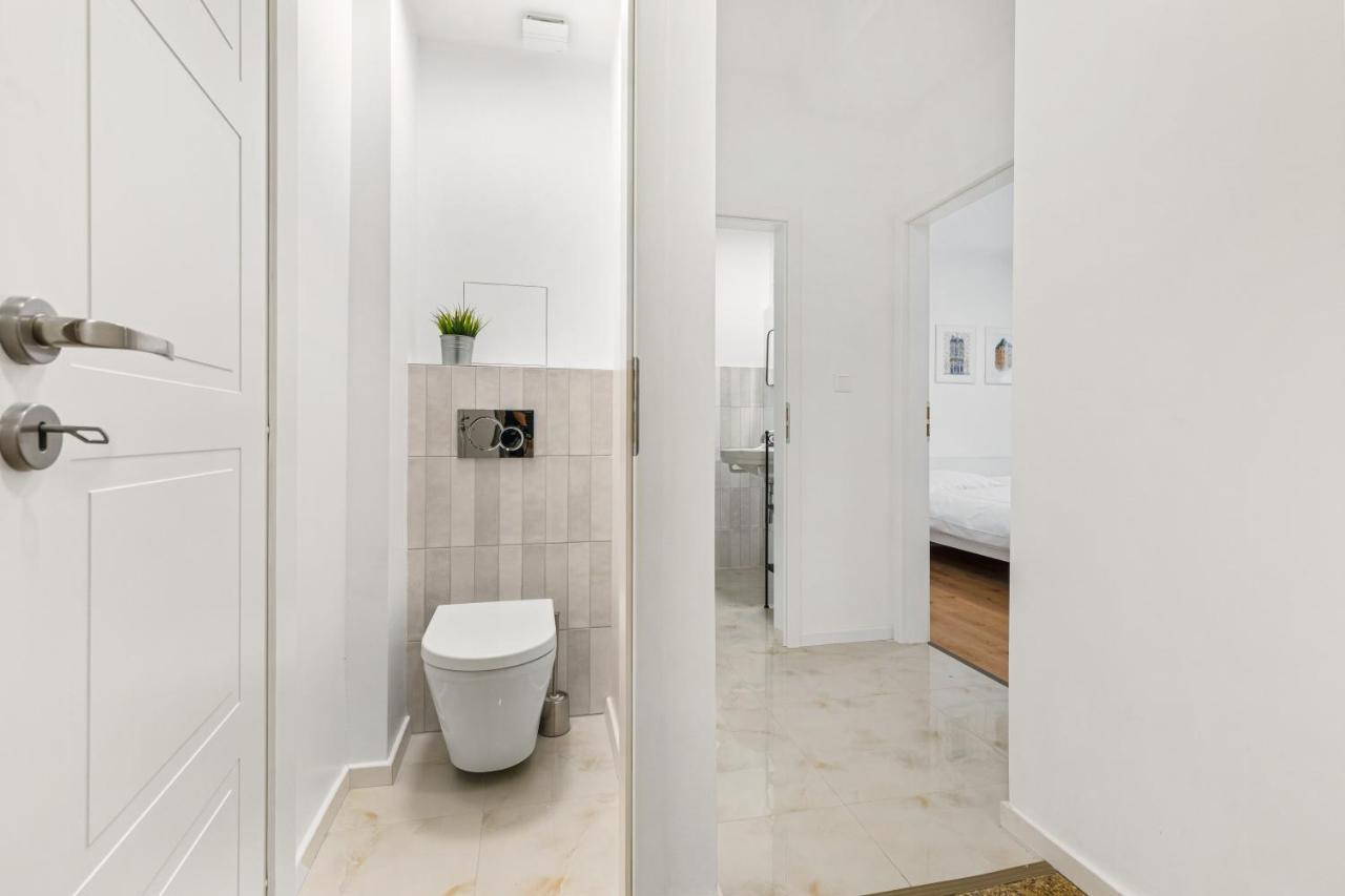 Bratislava Touch 2 Bedroom Apt Экстерьер фото